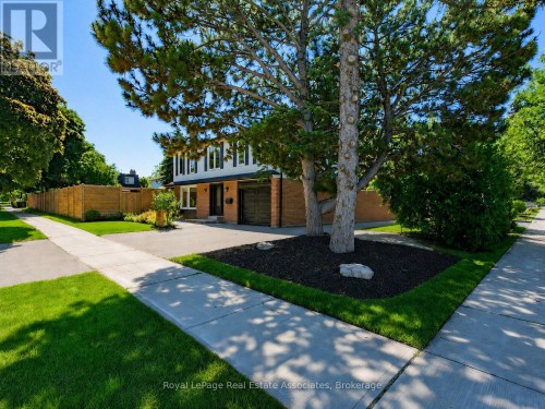Exterior Front - 2441 Winthrop Crescent, Mississauga, ON 