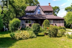 382 BEACH Boulevard  Hamilton, ON L8H 6W7