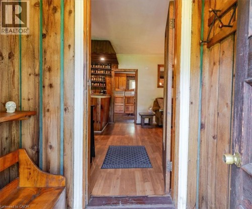382 Beach Boulevard, Hamilton, ON 