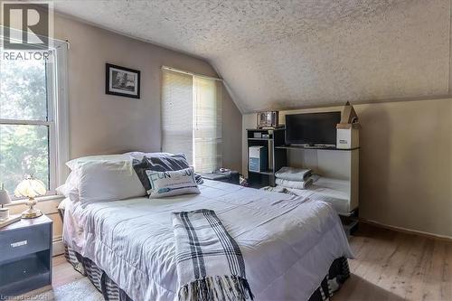 382 Beach Boulevard, Hamilton, ON 
