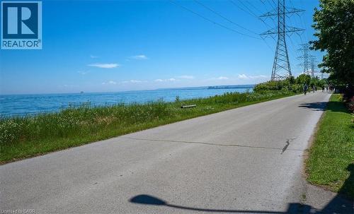 382 Beach Boulevard, Hamilton, ON 