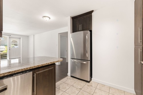 Overall view - 213 Place Des Sorbiers, Gatineau (Hull), QC - Indoor Photo Showing Kitchen