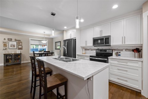 2378 Extension Rd  Nanaimo, BC V9X 0A9