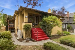 1722 Stanley Ave Victoria, BC V8R 3W8