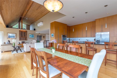 526 Bayview Pl, Duncan, BC 
