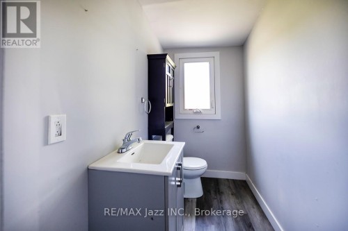 2216 Highway 2, Clarington, ON 