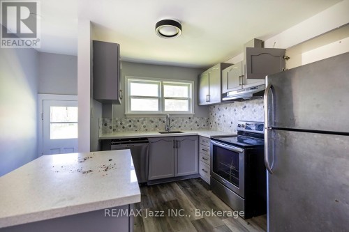 2216 Highway 2, Clarington, ON 