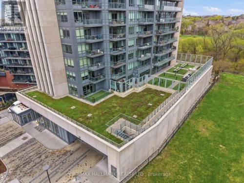 710 - 36 Park Lawn Road, Toronto, ON 