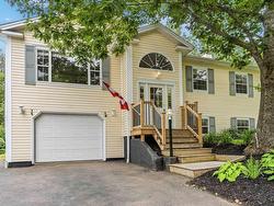 14 Acadia Drive  Kentville, NS B4N 5E1