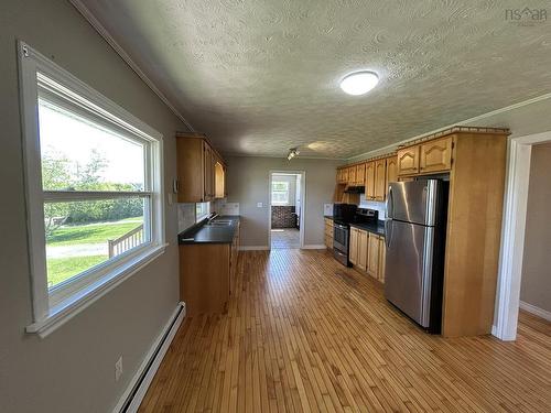 826 1 Highway, Mount Denson, NS - Indoor Photo Showing Kitchen