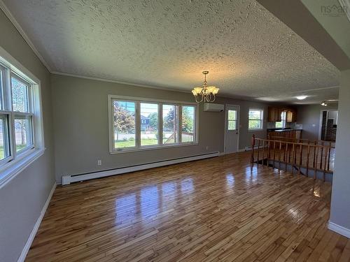 826 1 Highway, Mount Denson, NS - Indoor Photo Showing Other Room