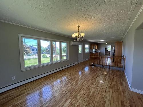 826 1 Highway, Mount Denson, NS - Indoor Photo Showing Other Room