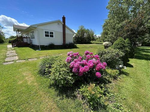 826 1 Highway, Mount Denson, NS - Outdoor