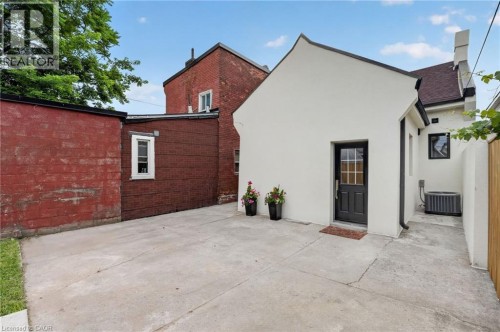 118 Cathcart Street, Hamilton, ON 