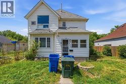 736 BRANT STREET Windsor, ON N9A 3E8