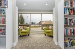 Condo amenities library - 