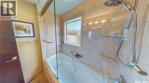 110 Groome Avenue, Regina, SK 