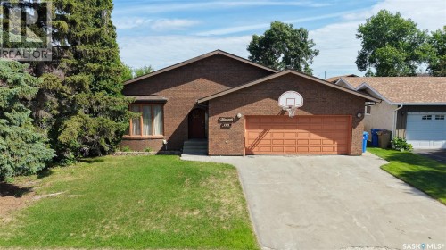 110 Groome Avenue, Regina, SK 