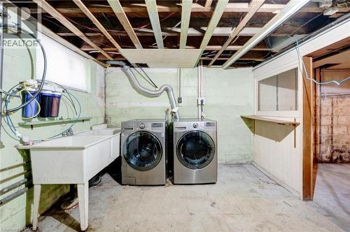 135 Wexford Avenue S, Hamilton, ON 