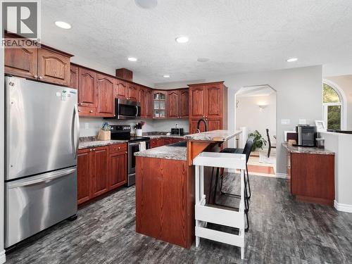6908 St Frances Place, Prince George, BC 