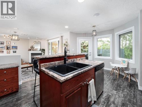 6908 St Frances Place, Prince George, BC 