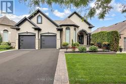57 CARMICHAEL CRESCENT  Brantford, ON N3R 8A8