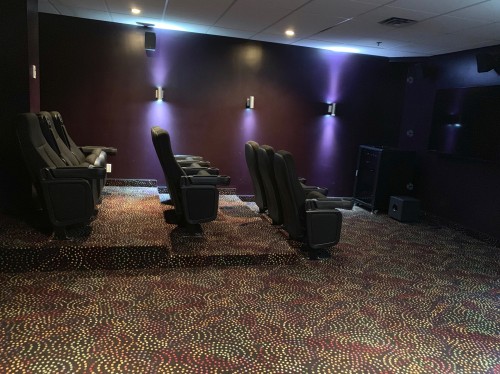 Cinéma maison - 4708-5150 Rue Buchan, Montréal (Côte-Des-Neiges/Notre-Dame-De-Grâce), QC 
