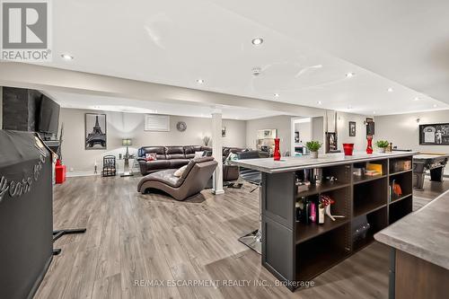 8165 Twenty Road E, Hamilton, ON 