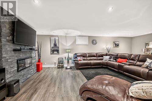 8165 Twenty Road E, Hamilton, ON 