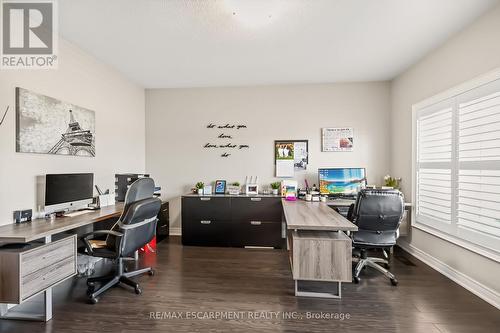 8165 Twenty Road E, Hamilton, ON 