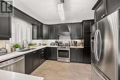 8165 Twenty Road E, Hamilton, ON 