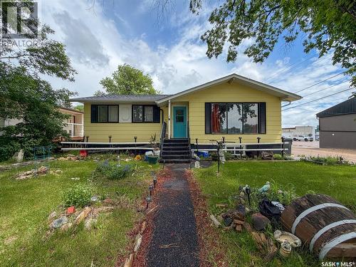 336 2nd STREET W  Shaunavon, SK S0N 2M0