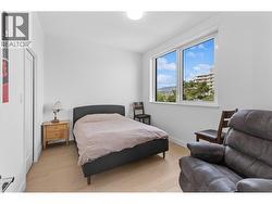 Primary Bedroom - 