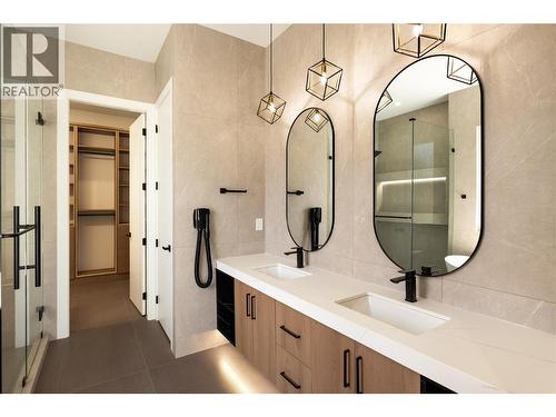 Tiled Walls, heated floors, built in Vacuuum - 979 Loseth Drive, Kelowna, BC 