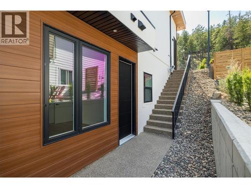 979 Loseth Drive, Kelowna, BC 