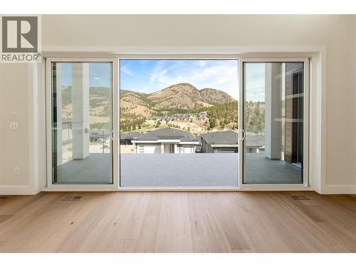979 Loseth Drive, Kelowna, BC 