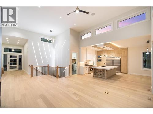 979 Loseth Drive, Kelowna, BC 