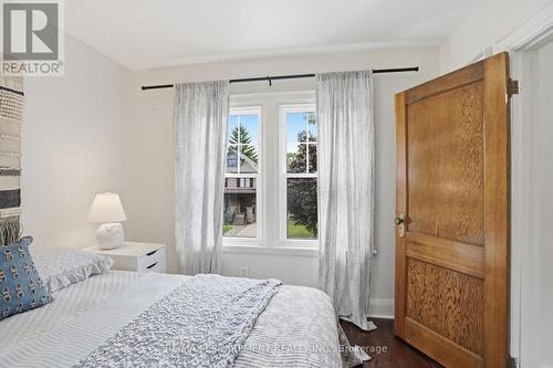 17 Tuxedo Avenue S, Hamilton, ON 