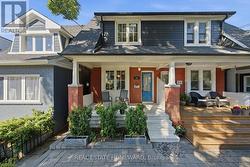 98 DRAYTON AVENUE  Toronto, ON M4C 3L9