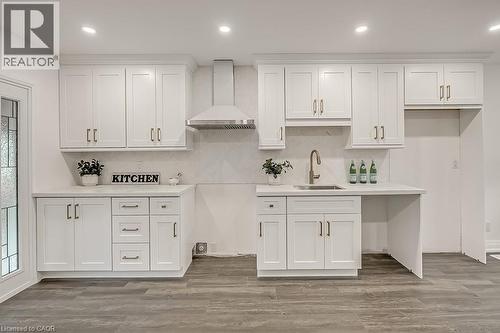 16 Upper Canada Drive Unit# Upper, Waterloo, ON 