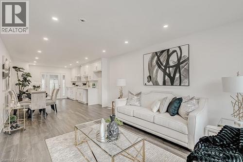 16 Upper Canada Drive Unit# Upper, Waterloo, ON 