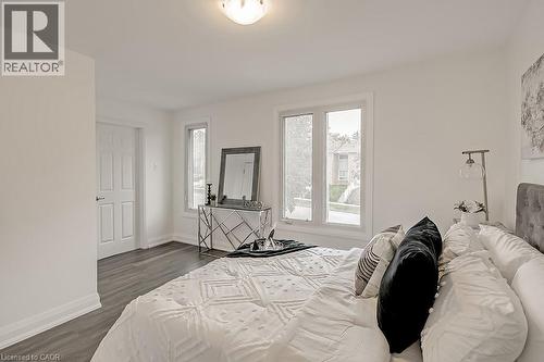 16 Upper Canada Drive Unit# Upper, Waterloo, ON 