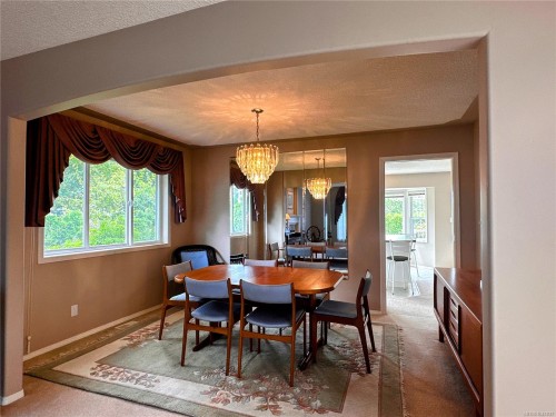 5295 Crestview Dr, Nanaimo, BC 