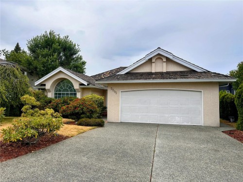 5295 Crestview Dr, Nanaimo, BC 