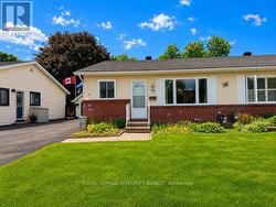 65 ROTHESAY DRIVE  Ottawa, ON K2L 1N6