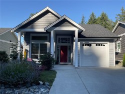 925 Craig Rd  Ladysmith, BC V9G 2C4