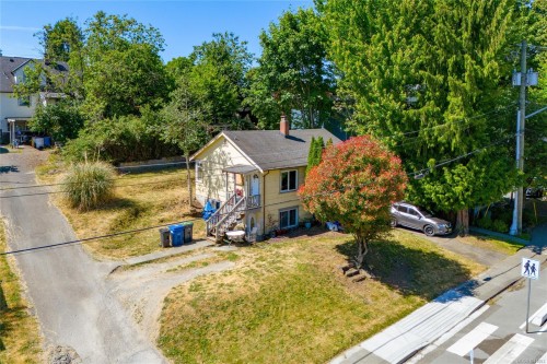 126 Queens Rd, Duncan, BC 