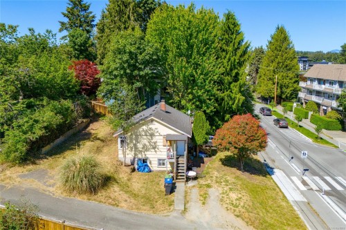 126 Queens Rd, Duncan, BC 