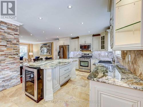 1570 Tipperary Court, Mississauga, ON 