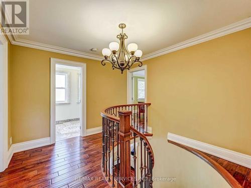 1570 Tipperary Court, Mississauga, ON 